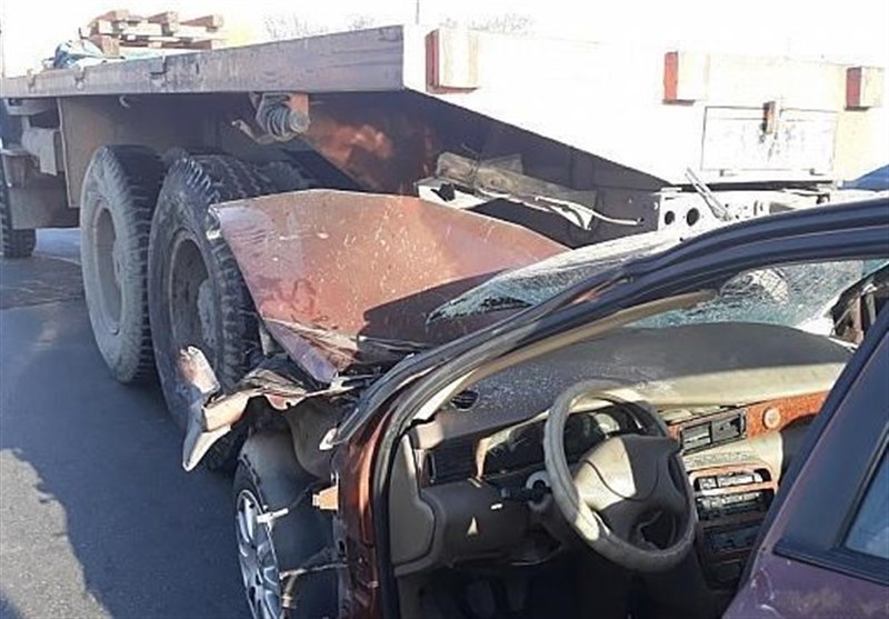 حبس راننده سمند پس از تصادف شدید با کامیون + تصاویر