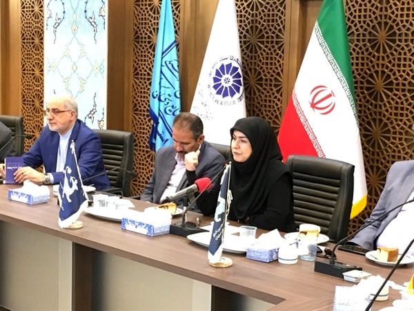 نشست تخصصی استفاده از ظرفیت‌های سفارتخانه‌ها برای توسعه و ترویج گردشگری و صنایع‌دستی ایران