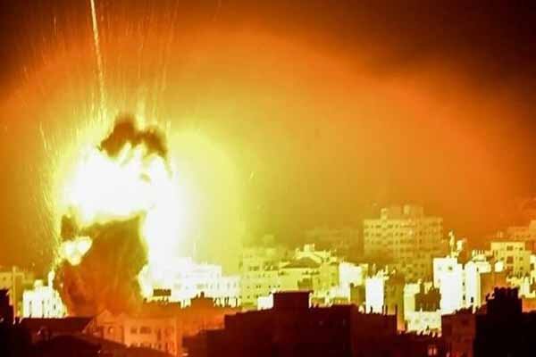 تداوم حملات ددمنشانه هوایی صهیونیستها به غزه