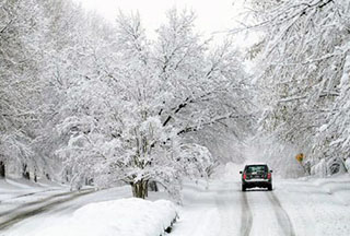 تداوم بارش برف و باران در جاده‌های ۱۰ استان کشور