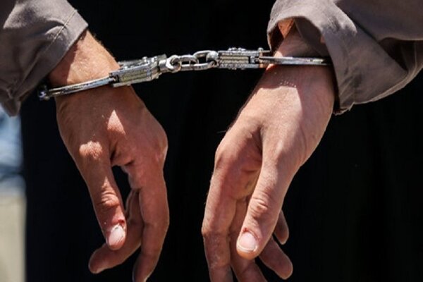 دستگیری دزدان حین سرقت گاردریل های کنار اتوبان