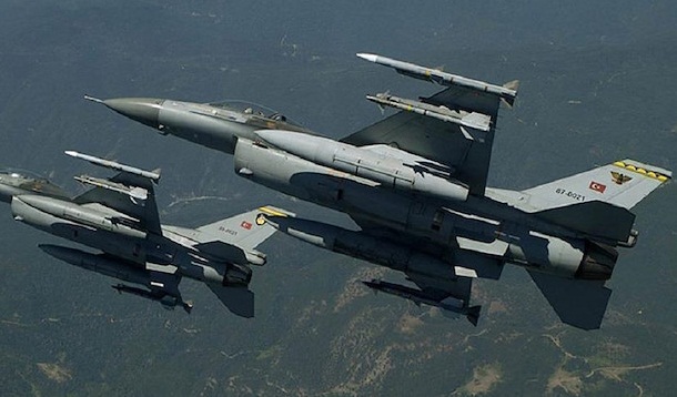 حملات جنگنده‌های ترکیه به مراکز فرماندهی ارتش سوریه
