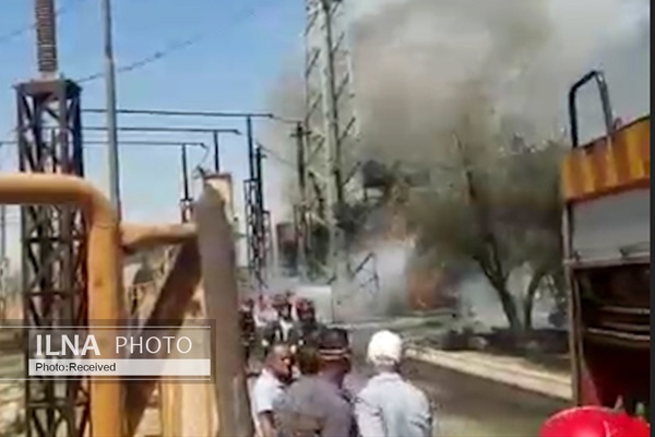 آتش سوزی در نیروگاه شهید مدحج زرگان (اهواز) و تلاش آتش نشانان برای مهار آتش