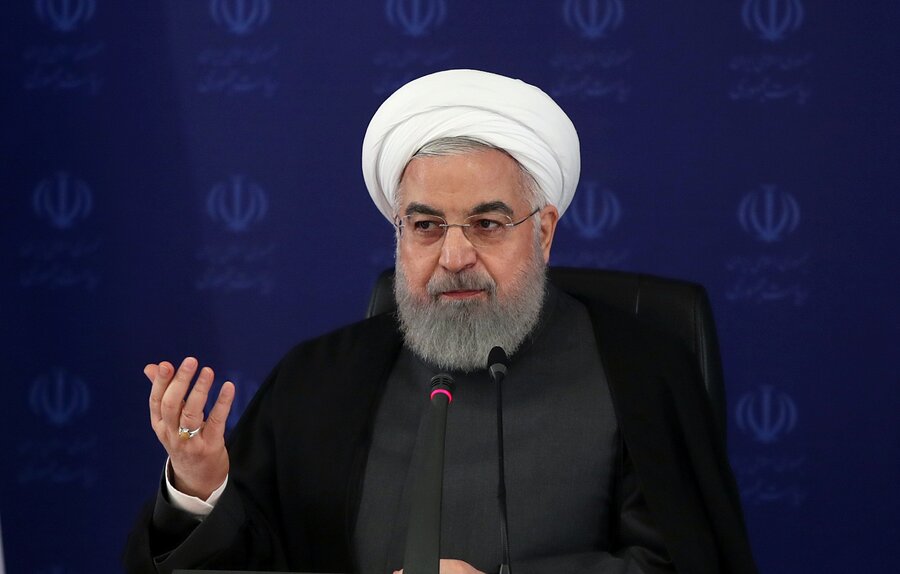 روحانی: بازی با قیمت ارز عملیات روانی دشمن است / اقتصاد کشور تحت مدیریت قرار دارد