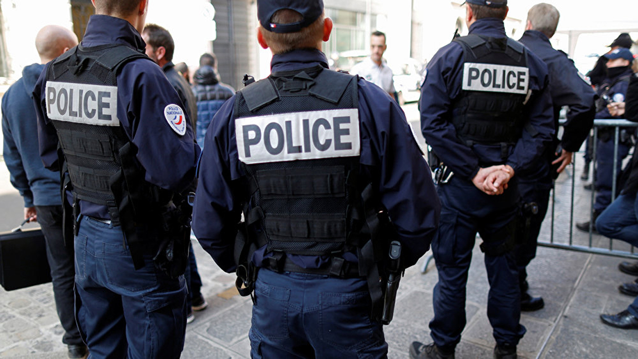 تعطیلی شبکه حمل و نقل شهری لیون فرانسه در پی تهدید به بمب‌گذاری