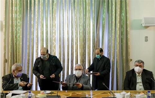 ​امضای تفاهم‌نامه ساخت هزار واحد مسکونی ویژه محرومان حاشیه‌ شهر مشهد