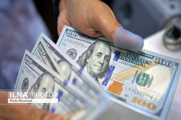  نرخ خرید و فروش دلار در صرافی بانک‌ها اعلام شد 