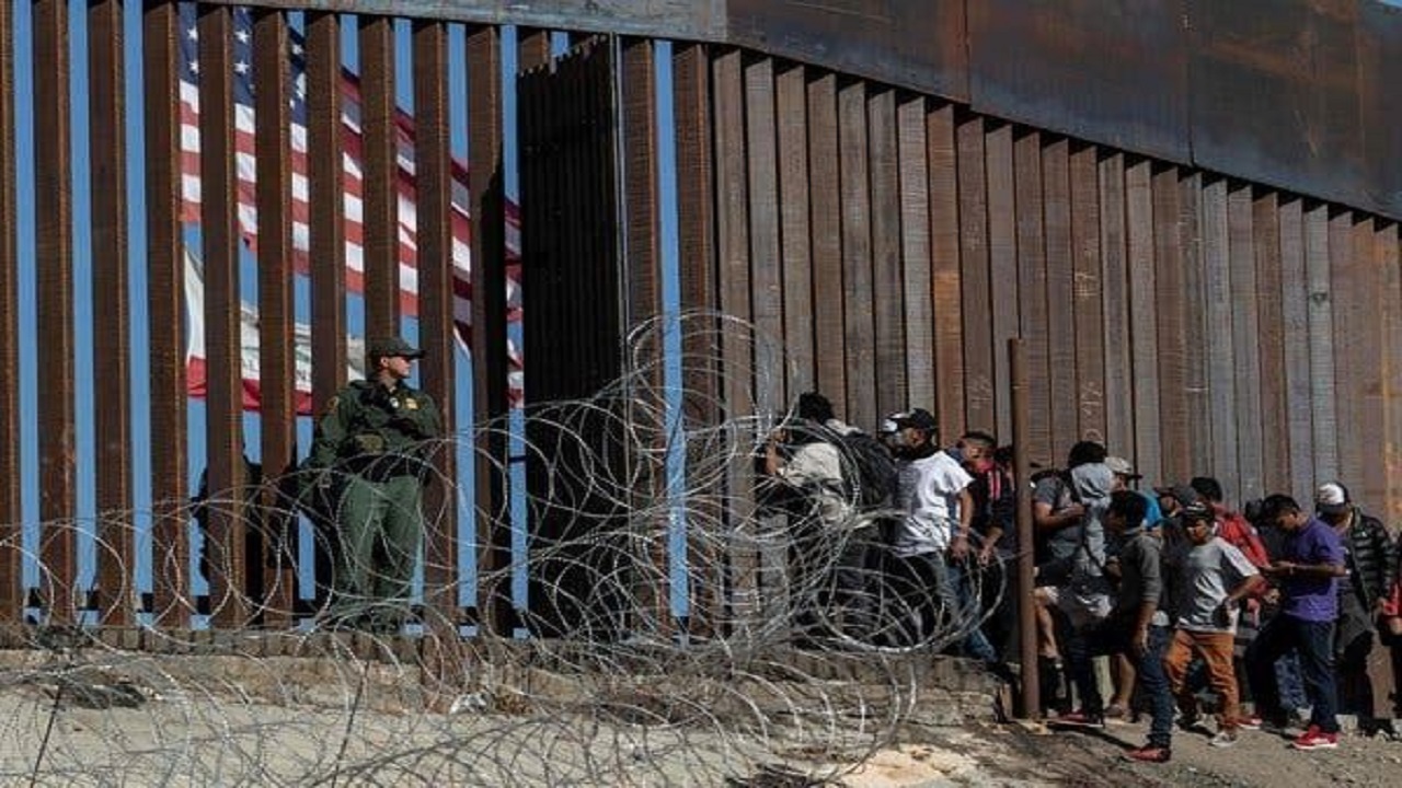 بازداشت ۱۰۰ هزار مهاجر از سوی ماموران مرزی آمریکا در ماه فوریه